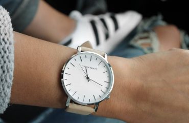 watch-fashion-accessories-clothes-157627 watch-fashion-accessories-clothes-157627